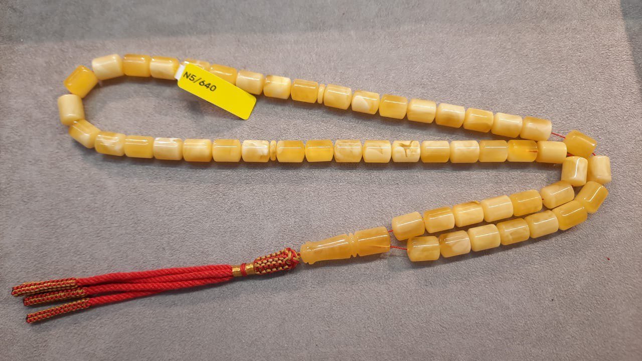 كهرمان طبيعي